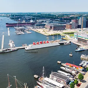 Botel *** Amsterdam