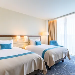 https://crowne-plaza-maastricht.maastrichthotels.net