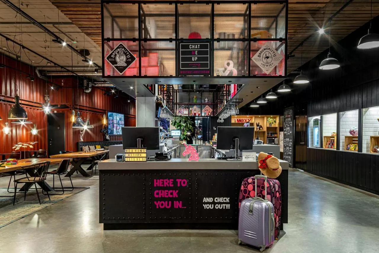 Hotel Moxy Amsterdam Houthavens Holandia