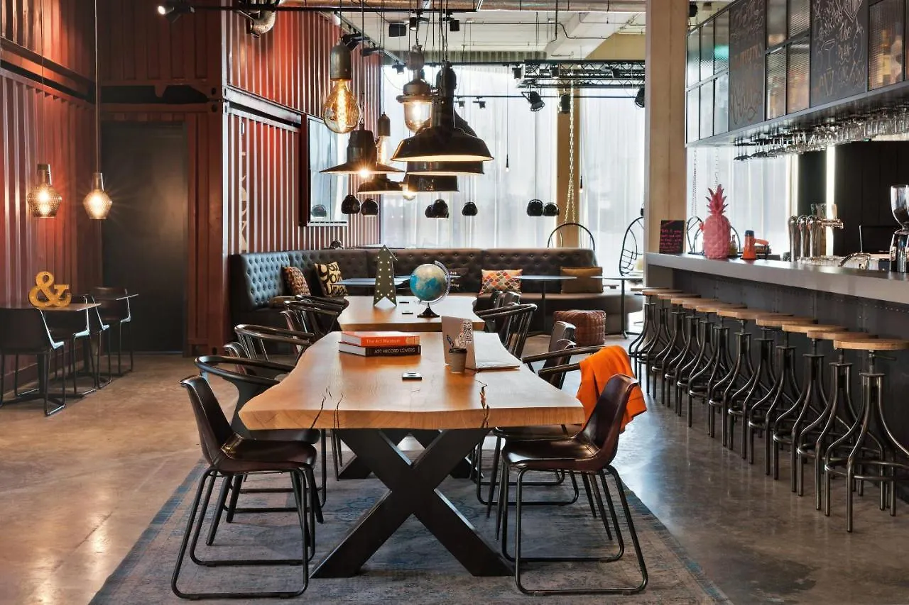 ****  Hotel Moxy Amsterdam Houthavens Holandia