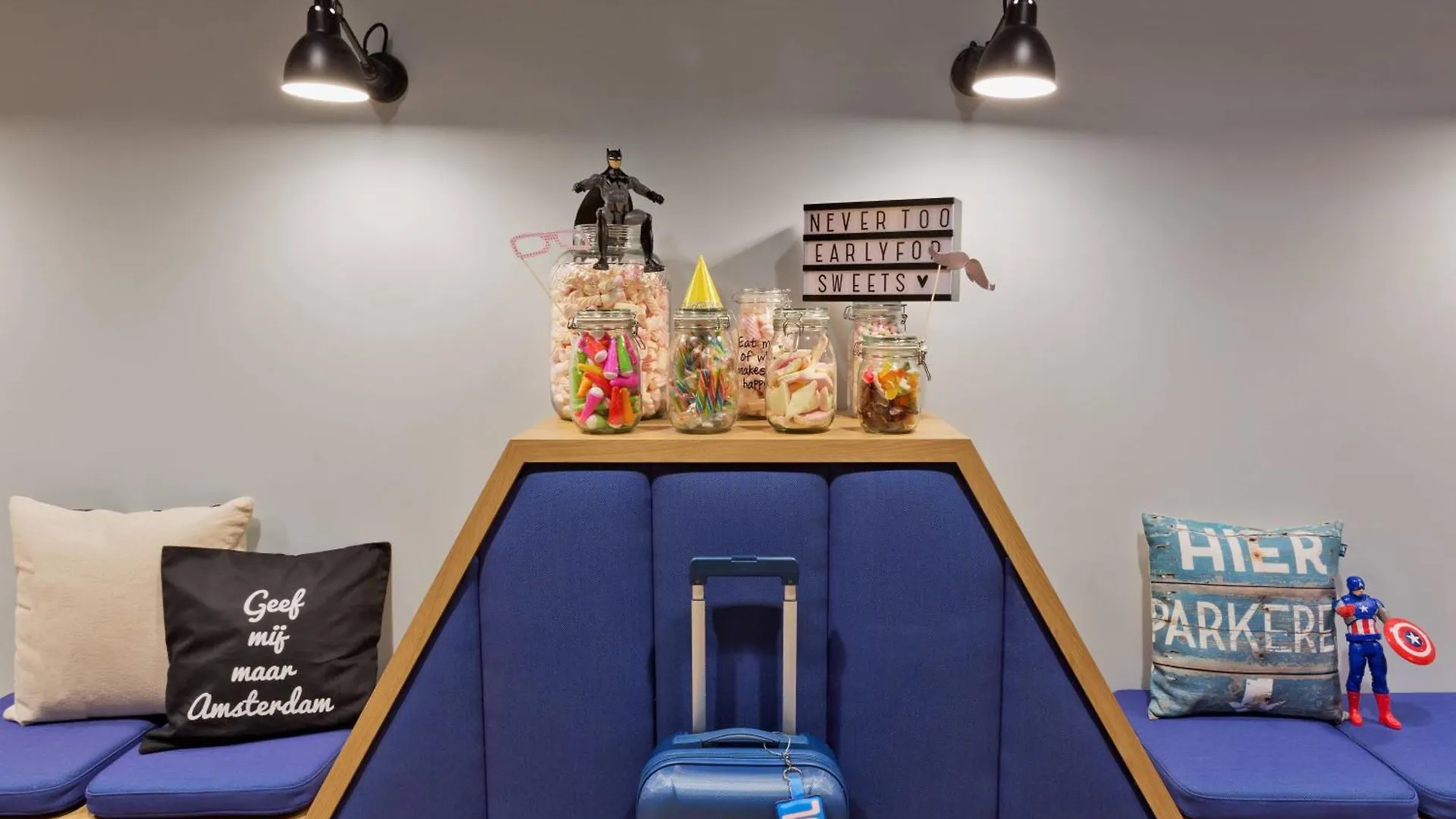 Moxy Amsterdam Houthavens Hotel